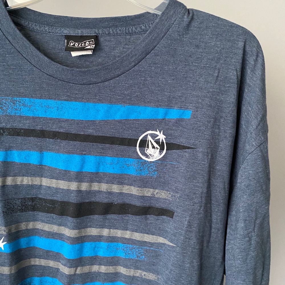 volcom tee